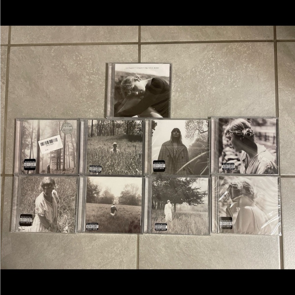 Taylor Swift Cd bundle